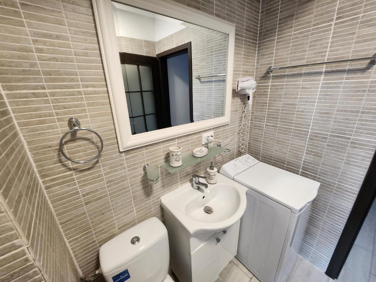 New House In Ultra Center Near Iulius & Palas Mall Iasi Exterior foto
